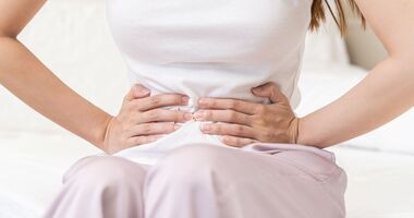 jak opóźnić okres, jak opóźnić menstruację, tabletki hormonalne, antykoncepcja