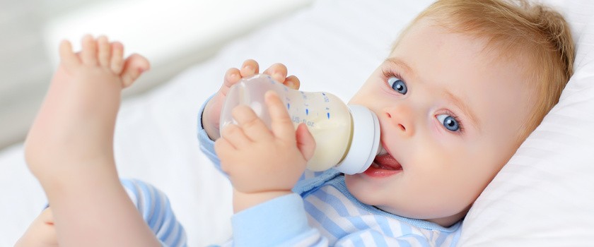 Mleko dla niemowląt – jak wybrać najlepsze?