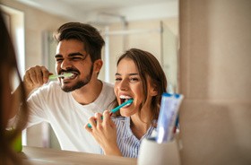 5 sposobów na mocne i zdrowe zęby