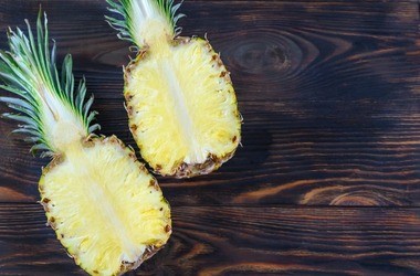 Bromelaina – jak działa i jakie ma właściwości? Na co pomoże bromelina?