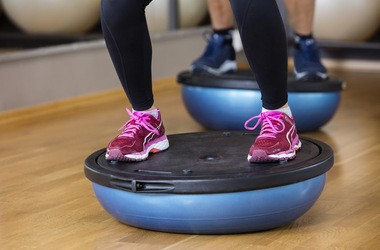 Propriocepcja – jak objawiają się zaburzenia propriocepcji? Jak wzmacniać czucie głębokie?