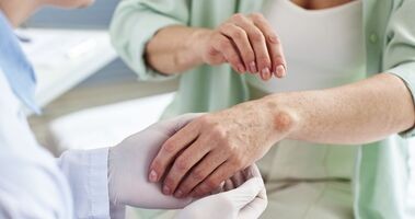 trądzik odwrócony, acne inversa, leczenie trądziku odwróconego