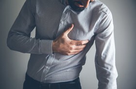 Kołatanie serca – objawy, przyczyny, diagnostyka, leczenie palpitacji serca