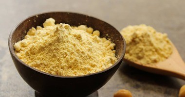 Besan (mąka z ciecierzycy) – właściwości, wartości odżywcze, zastosowanie. Zdrowe przepisy z mąką z cieciorki