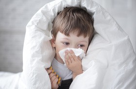 Donosowa szczepionka przeciw grypie dla dzieci i młodzieży