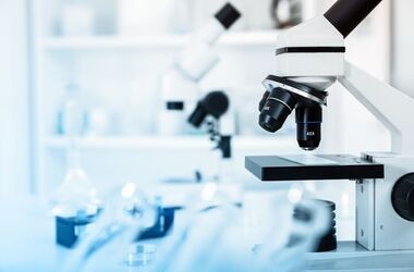 Czym jest biopsja i w jakim celu się ją wykonuje?