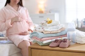 wyprawka do szpitala dla mamy i dziecka, co spakować do torby do szpitala, poród