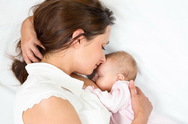 Jak właściwie pielęgnować skórę niemowlęcia?