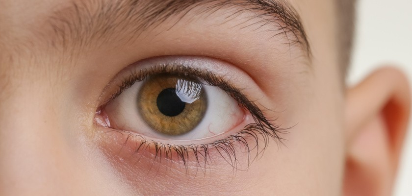 Oczopląs – przyczyny i leczenie mimowolnych ruchów gałek ocznych