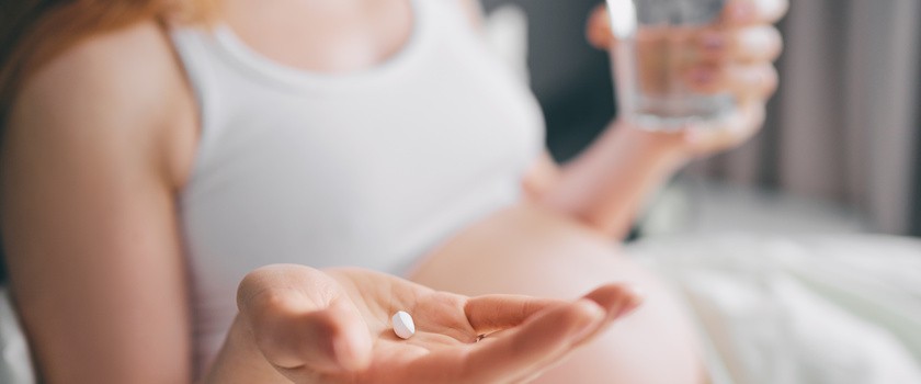 Czy paracetamol w ciąży jest szkodliwy dla dziecka? Najnowsze badania naukowe