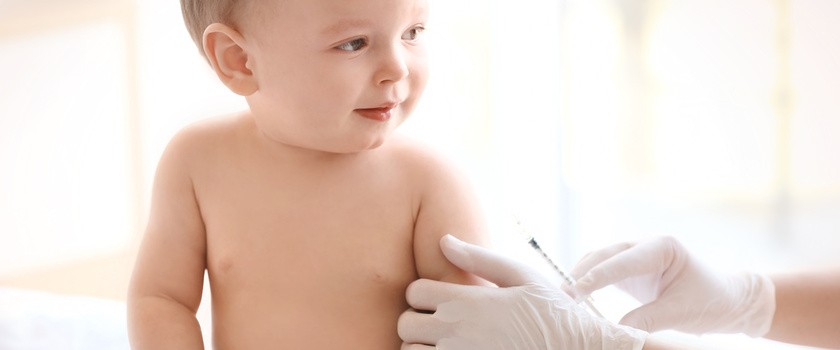 Szczepionka MMR – charakterystyka, cena, skutki uboczne szczepionki na odrę, świnkę, różyczkę