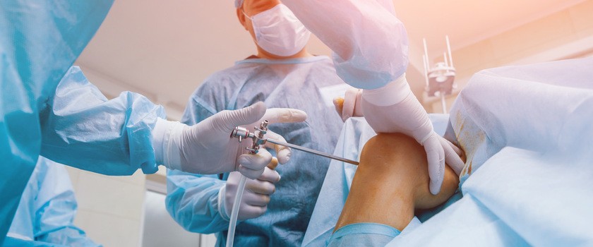 Artroskopia kolana – jakie są wskazania do zabiegu artroskopowego kolana? Rehabilitacja po artroskopii