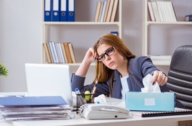 7 rzeczy, które pogarszają objawy przeziębienia