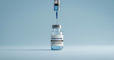 Szczepionka podjednostkowa Novavax – czym różni się od innych preparatów przeciwko COVID-19?