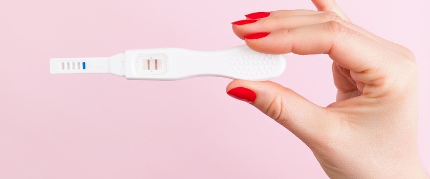 Testy owulacyjne (paskowe, strumieniowe, płytkowe) – który wybrać, jak i kiedy je wykonać? Czy są wiarygodne podczas planowania ciąży?