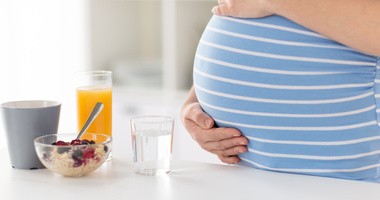 Dieta przy gestozie ciążowej – co warto wiedzieć o żywieniu w zatruciu ciążowym?