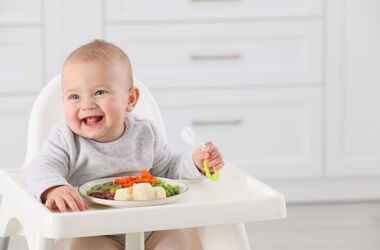 dieta dla dziecka, karmienie niemowlęcia, rozszerzanie diety dziecka