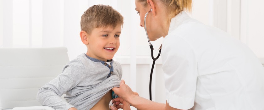 Czy lekarz może odmówić leczenia niezaszczepionego dziecka?