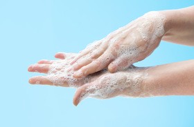 Prawidłowa higiena rąk. Jak, czym i jak długo myć ręce?