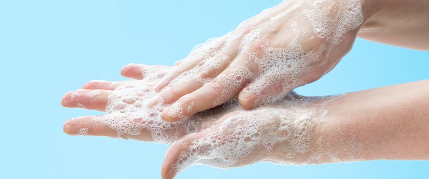 Prawidłowa higiena rąk. Jak, czym i jak długo myć ręce?