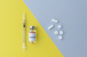Szczepionka na COVID-19 jako tabletka lub spray do nosa? Jakich innowacji możemy spodziewać się w najbliższej przyszłości?