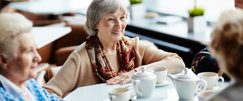 Picie czarnej herbaty pomaga seniorom zachować sprawność umysłu