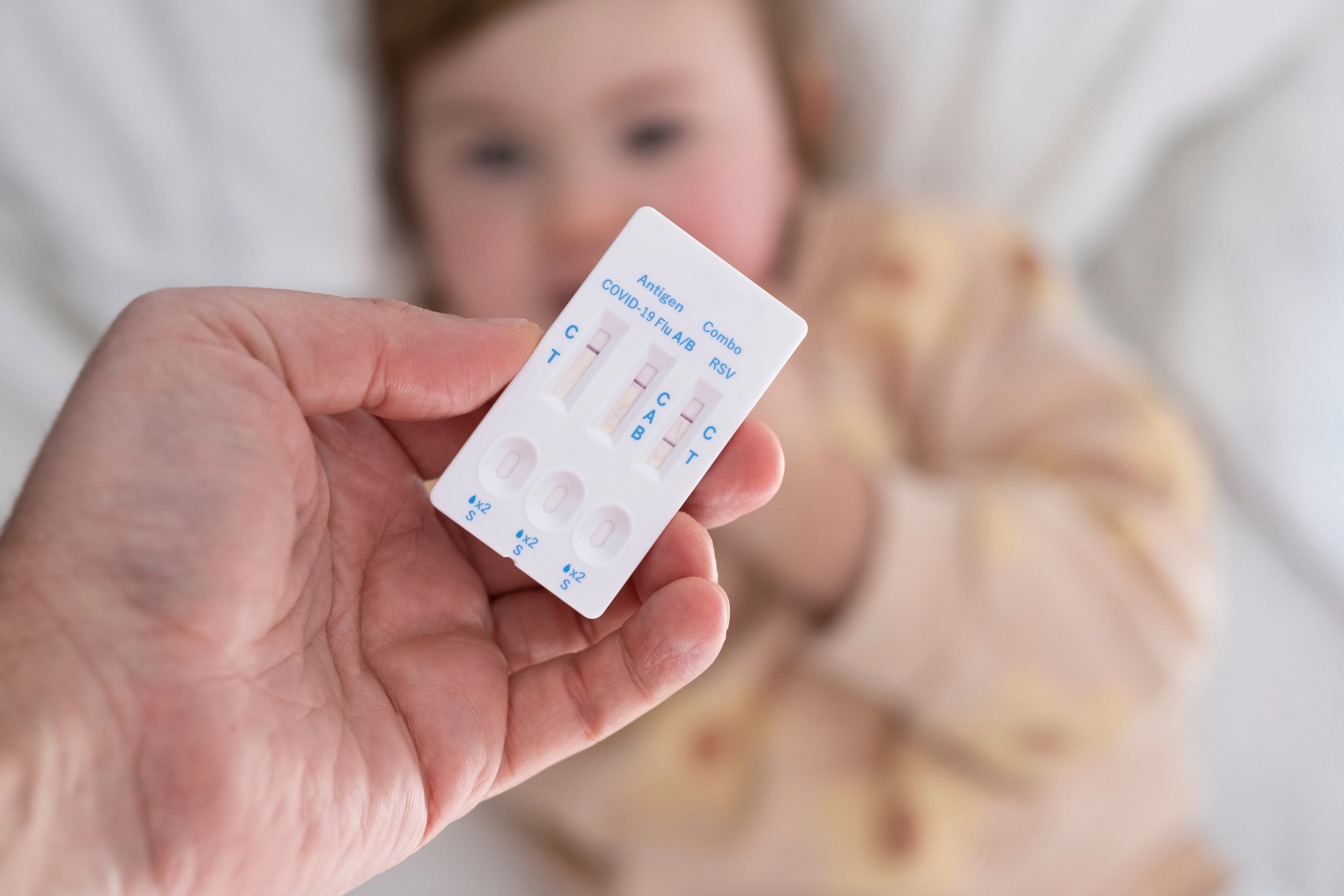 Pozytywny wynik testu combo na RSV