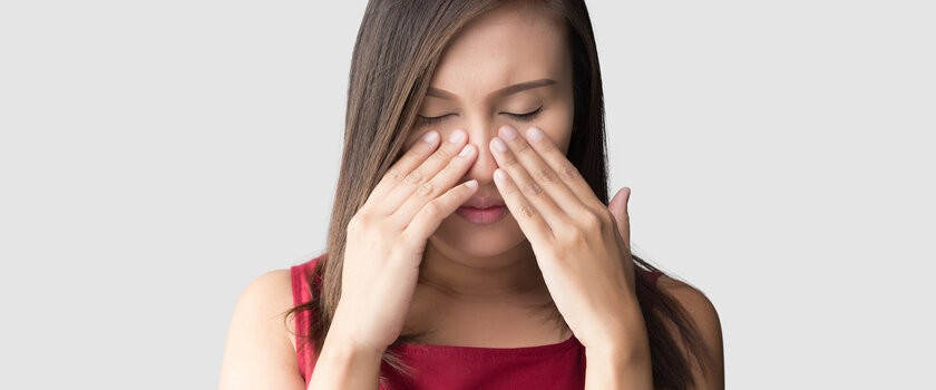 Zatkany nos – przyczyny i sposoby leczenie zatkanego nosa bez kataru