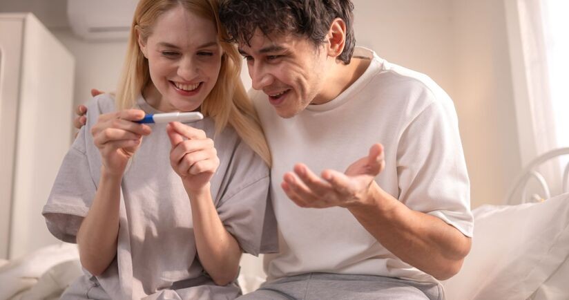 para odczytuje wynik testu ciążowego, kiedy zrobić test ciążowy