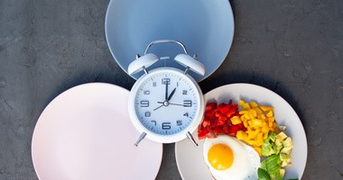 Dowody na prozdrowotne efekty tzw. diety okresowej (Intermittent Fasting)