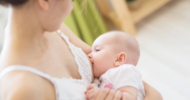 Dieta matki karmiącej – jak powinna wyglądać? Czy podczas karmienia piersią można jeść wszystko?