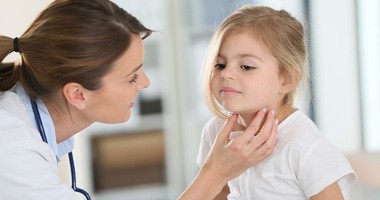 Niedoczynność tarczycy u dzieci – przyczyny, objawy, leczenie