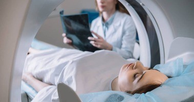Tomografia komputerowa jamy brzusznej – wskazania i przeciwwskazania, przebieg badania