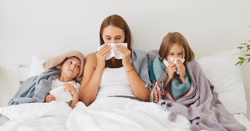 grypa, sezon grypowy 2025/2026, szczepienia na grypę, rodzina chora na grypę
