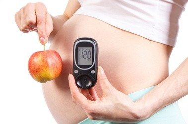 Cukrzyca ciążowa - objawy, dieta i normy cukru