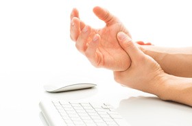Zespół cieśni nadgarstka - bolące dłonie