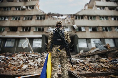 Żołnierz ukraiński na wojnie na Ukrainie
