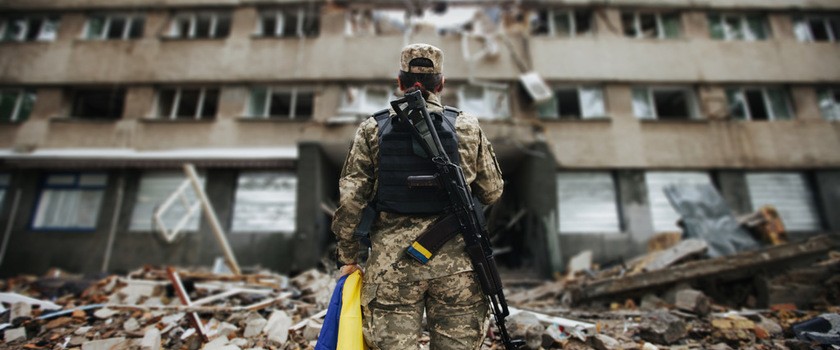 Żołnierz ukraiński na wojnie na Ukrainie