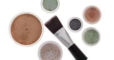Kosmetyki mineralne do makijażu