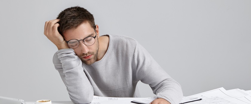Pomoc farmakologiczna na problemy z koncentracją — co warto stosować?