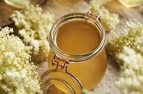 zioła na grypę, czarny bez na grypę, napar z kwiatu czarnego bzu