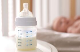 mleko dla niemowląt wycofane, mleko nestle wycofane, nestle wyciofuje mleko, toksyna w mleku dla dzieci, mleko w butelce