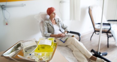 Nowoczesna chemioterapia i radioterapia – leczenie raka bez efektów ubocznych?