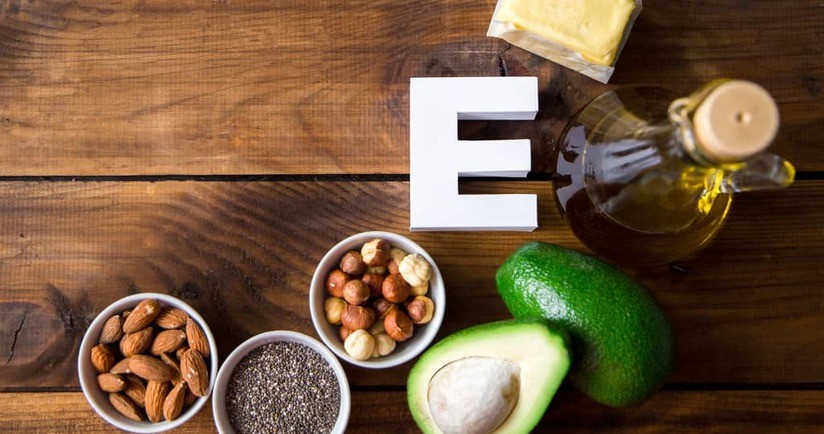 Witamina E – gdzie występuje? Funkcje w organizmie, suplementacja, niedobór i nadmiar