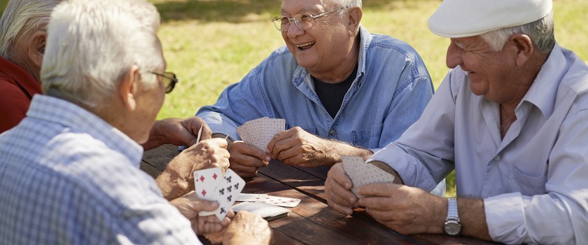 Granie w gry planszowe chroni przed demencją i chorobą Alzheimera