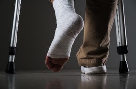 Stopa cukrzycowa – przyczyny, pierwsze objawy i leczenie