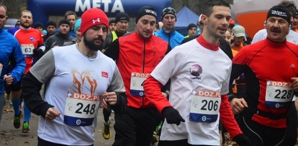 "Święty Mikołaj ucieka" - czyli kolejna niespodzianka dla uczestników Puchar DOZ Maratonu Łódź