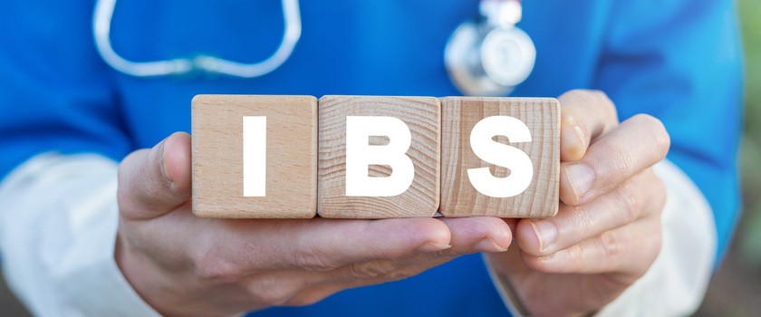 Mechanizm odpowiedzialny za IBS odkryty! Co zwiększa ryzyko wystąpienia zespołu jelita drażliwego?