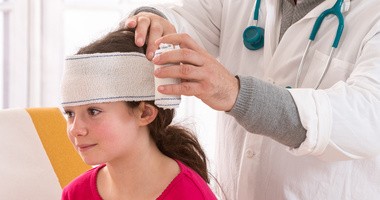 Wstrząśnienie mózgu u dziecka - objawy, leczenie i powikłania