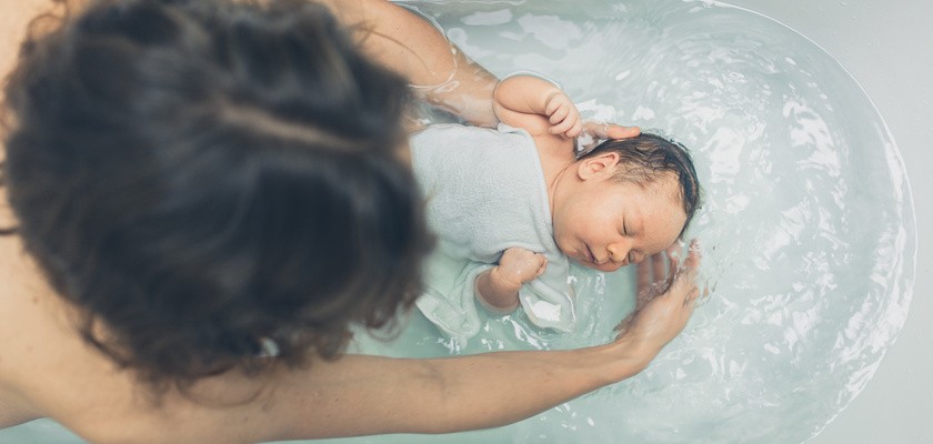 Ekologiczna wyprawka dla noworodka: kąpiel i pielęgnacja